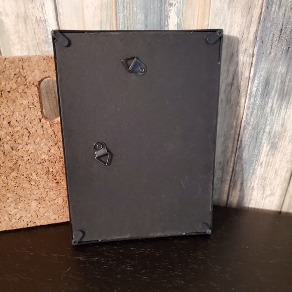 🚫🚫DONATED 1/6🚫🚫💛FREE w/ANY ORDER💛🆑 Photo Frame & Corkboard - Picture 3 of 8